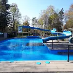 Boshuis Turquoise / Smaakvol Genieten Op De Veluwe Hoenderloo