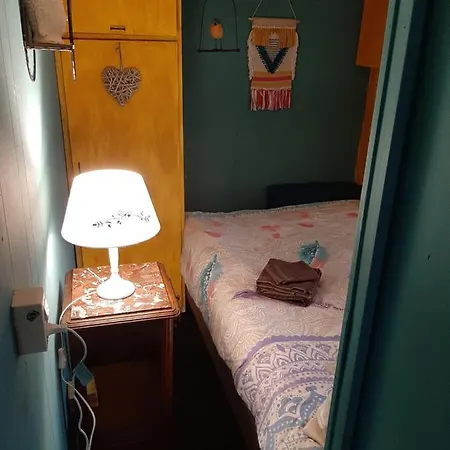 Boshuis Turquoise / Smaakvol Genieten Op De Veluwe