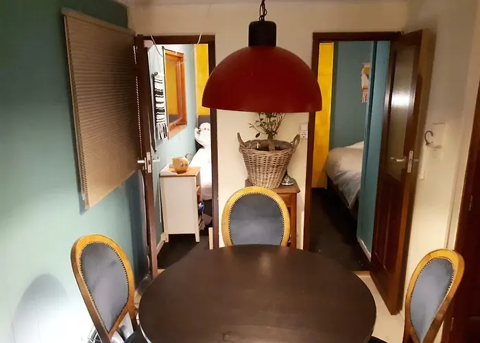 Boshuis Turquoise / Smaakvol Genieten Op De Veluwe * هونديرلو