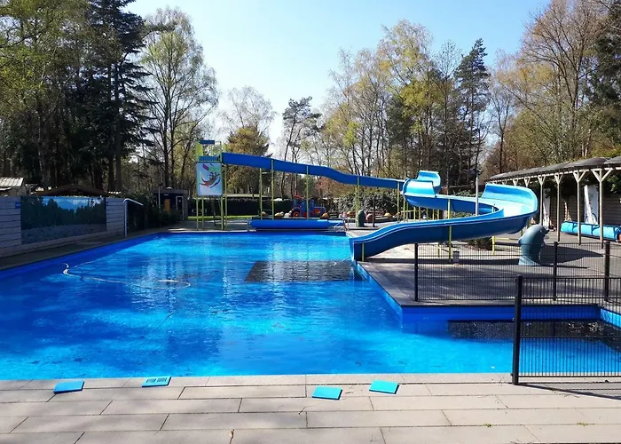 Boshuis Turquoise / Smaakvol Genieten Op De Veluwe هونديرلو